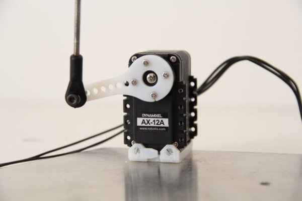 How to drive Dynamixel AX-12A servos (with a RaspberryPi)