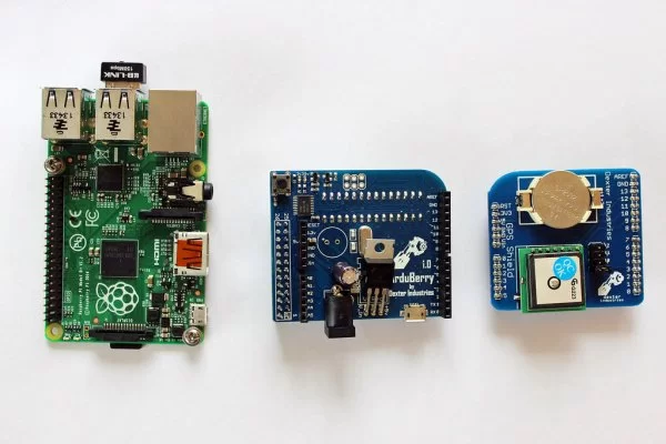 How to use and Arduino shield with the Raspberry Pi