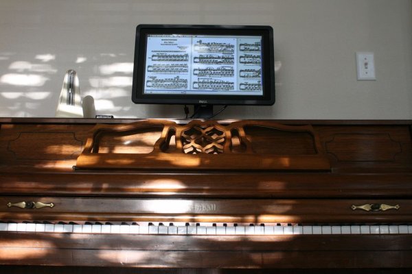 Digital Music Stand: Raspberry Pi + Touchscreen 