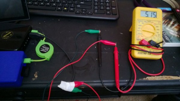 Portable Raspberry pi with battery pack 2.0 schematic