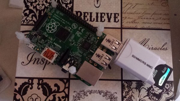 Raspberry Pi B+ boot from SD Card schematic