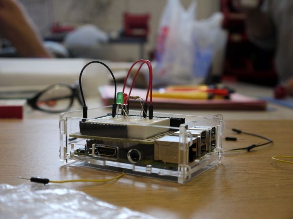 Raspberry Pi Prototyping Kit