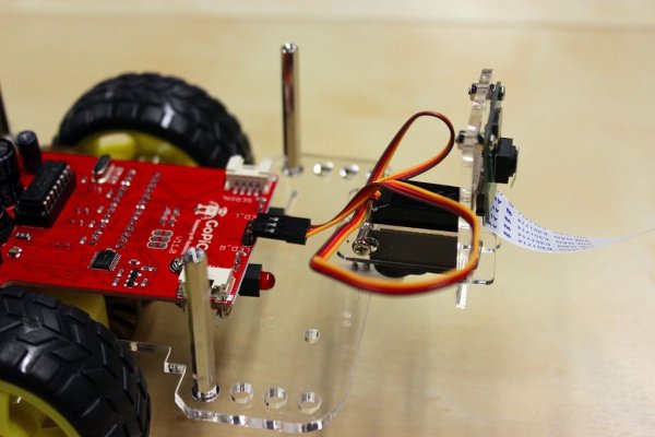 Give Your Raspberry Pi Robot a Worm Brain schematic
