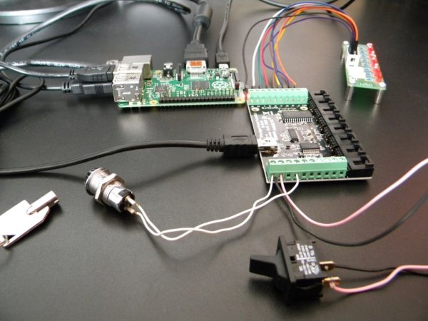 Home Automation Raspberry and Phidgets part 2 schematich
