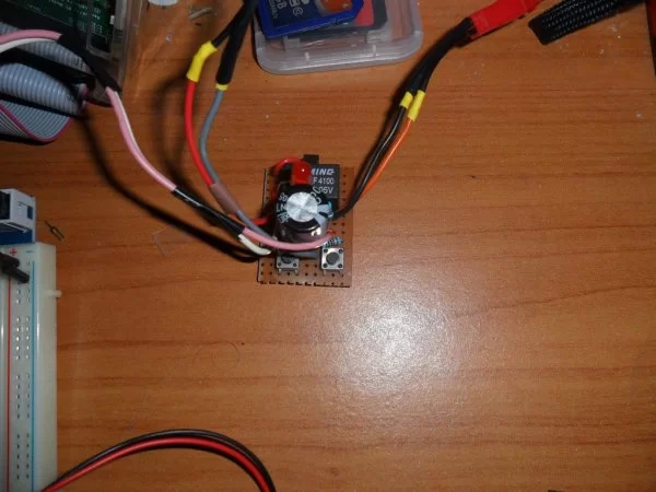 Raspberry Pi Cheap DIY ATX-Power Switch. 