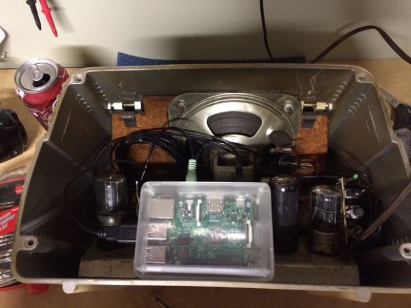 Antique Radio into an Airplay Speaker schematich