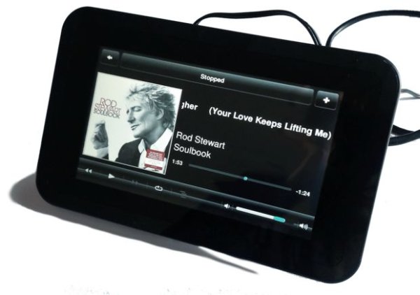 High End Sound with 7 Inch Touchscreen Control Based on Raspberry Pi and Max2Play