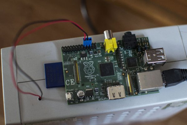 Monitor an older UPS status with a Raspberry Pi schematich