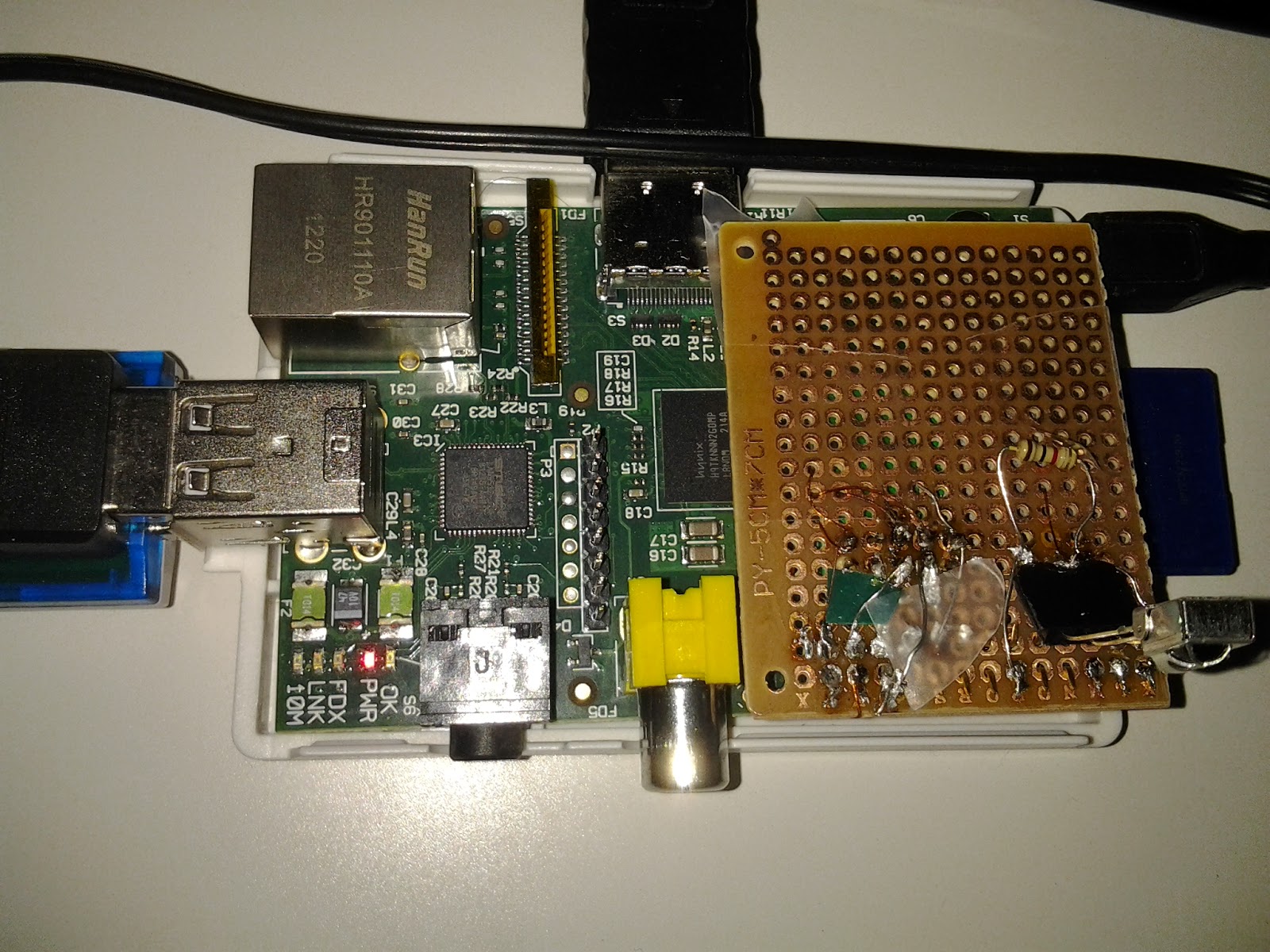 Raspberry pi as an nrf24l01 base station with python for smart home or internet of anything projects