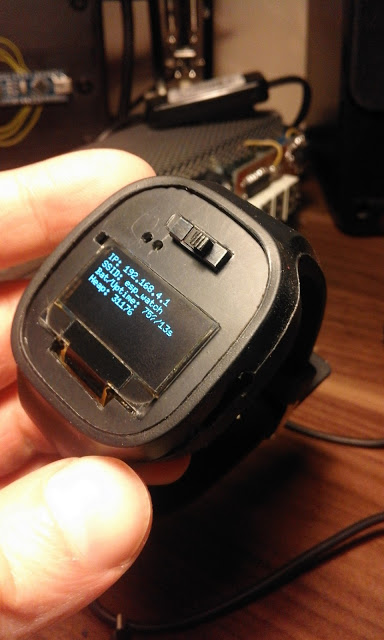 ESP12e + OLED display – a try to make a smartwatch