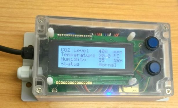CO2, temperature and humidity monitor