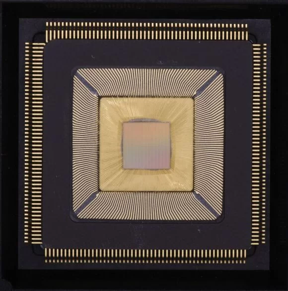 Open source 25-core processor can be stringed into a 200,000-core computer