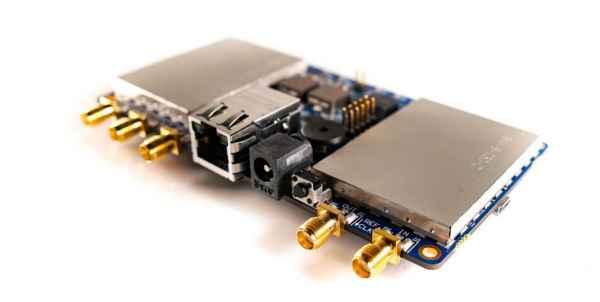 LimeNET Micro SDR Board Features Raspberry Pi CM3