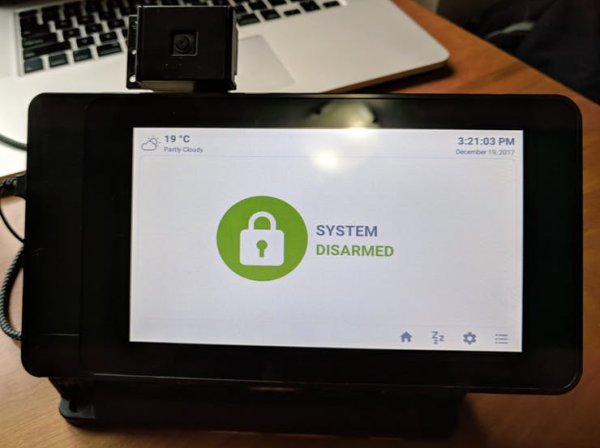 SmartPi Touch case with Camera