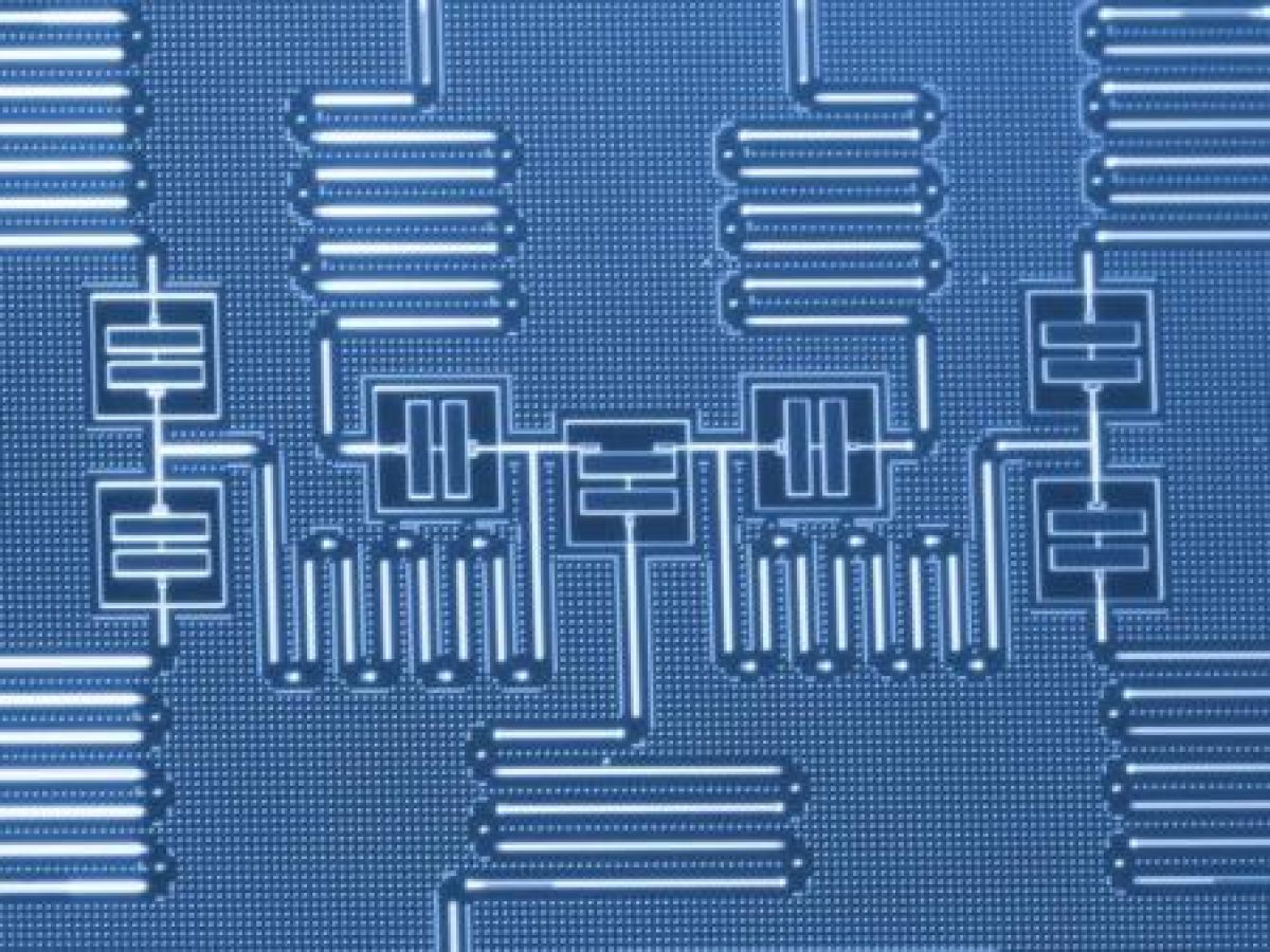 Three Quantum Computer Components Integrated On One Chip Raspberry Pi Projects