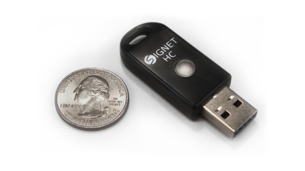 SIGNET HIGH-CAPACITY THUMB-DRIVE, YOUR LIBRE PERSONAL INFORMATION SECURITY MULTI-TOOL