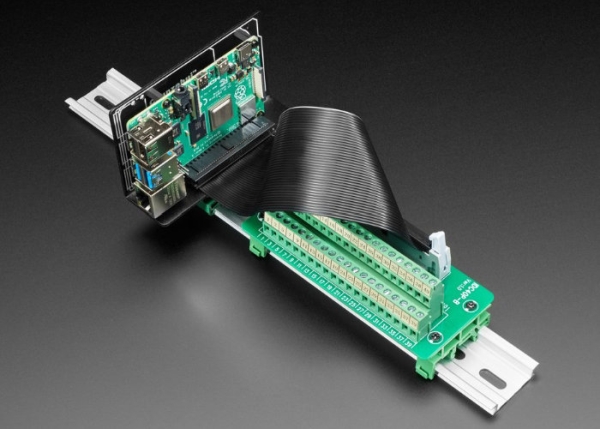 Raspberry Pi DIN Rail mounting system