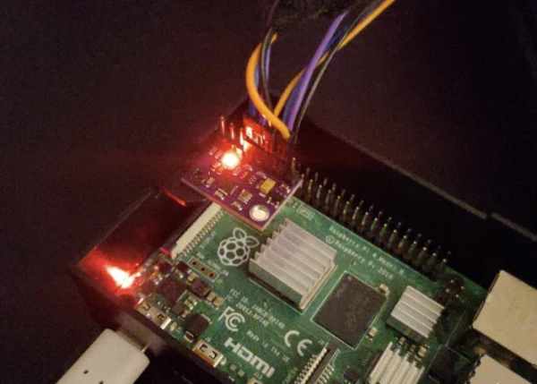 Raspberry-Pi-environmental-sensor-API-project