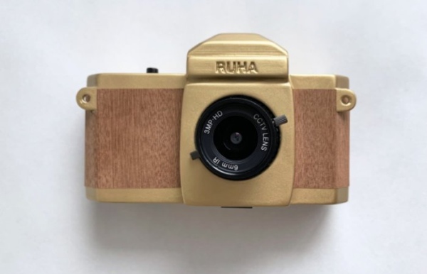 Raspberry-Pi-HQ-camera-project-inspired-by-Tokyos-old-camera-shops