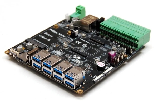 PiGear-Nano-adds-8-x-USB-3-ports-to-your-Raspberry-Pi
