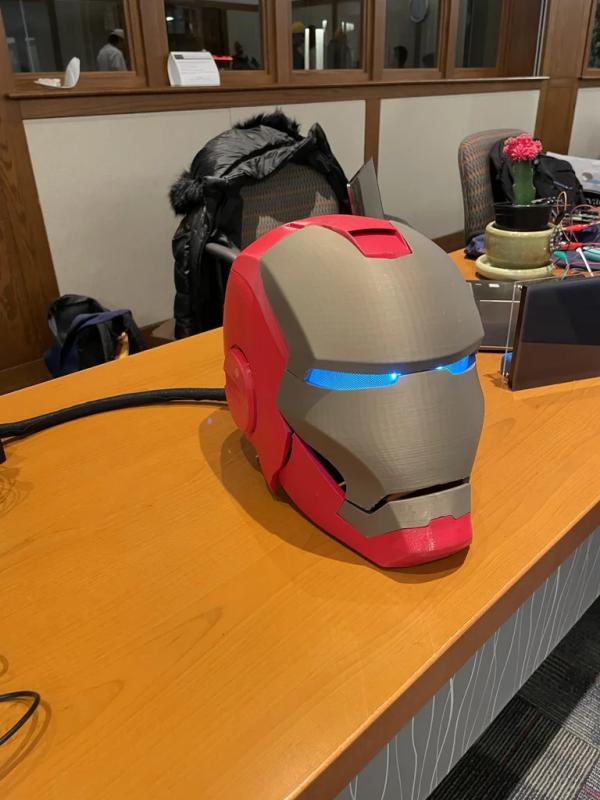 Raspberry Pi Iron Man Helmet With Heads Down Display