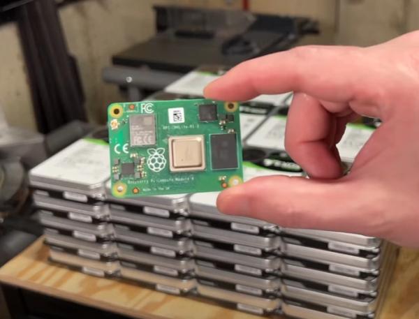 Raspberry Pi NAS with 60 HDDs combining to 1.2 Petabytes of storage