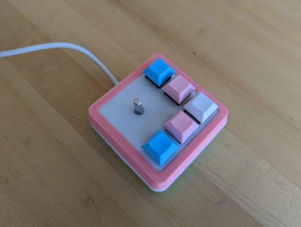 PRETTY PICO MACROPAD EASES TRANSITION BACK TO OFFICE